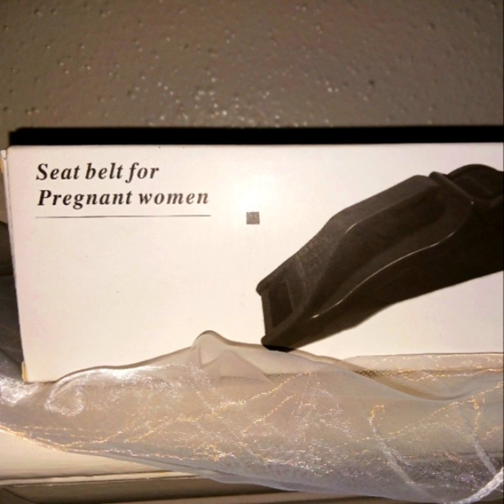 Seat belt extender for pregnancy